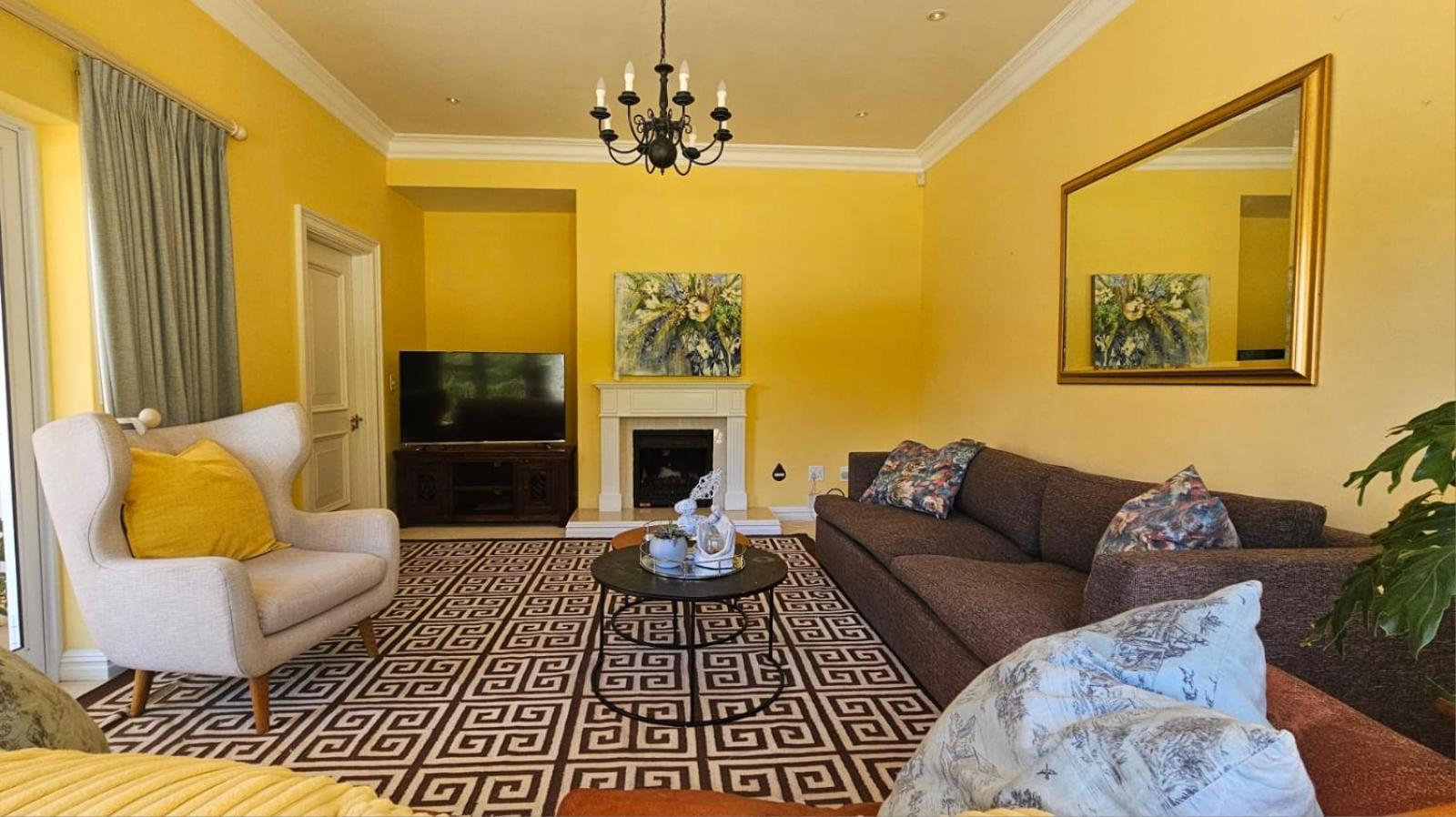 Luxury Family Near With Grill And Workspace Villa